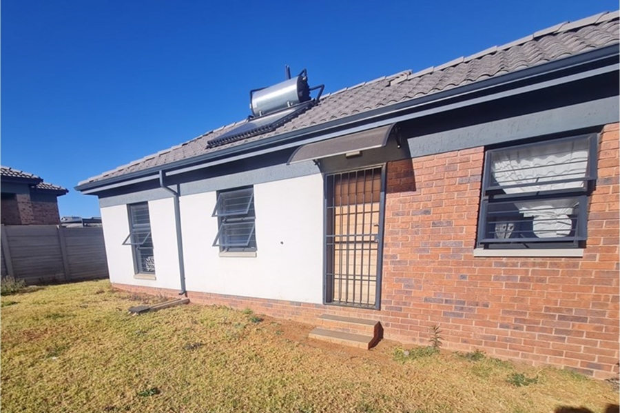 3 Bedroom Property for Sale in Mindalore Gauteng