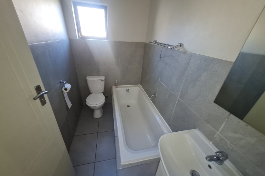 3 Bedroom Property for Sale in Mindalore Gauteng
