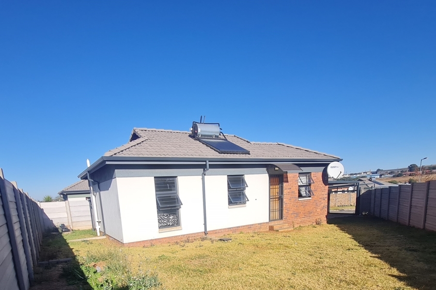 3 Bedroom Property for Sale in Mindalore Gauteng