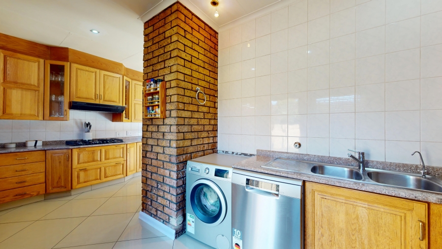 3 Bedroom Property for Sale in Sunward Park Gauteng