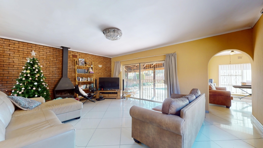 3 Bedroom Property for Sale in Sunward Park Gauteng