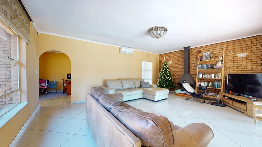 3 Bedroom Property for Sale in Sunward Park Gauteng