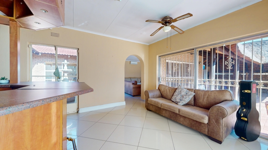 3 Bedroom Property for Sale in Sunward Park Gauteng
