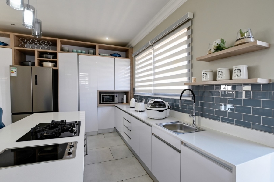 4 Bedroom Property for Sale in Zambezi Manor Lifestyle Estate Gauteng