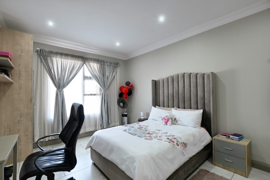 4 Bedroom Property for Sale in Zambezi Manor Lifestyle Estate Gauteng