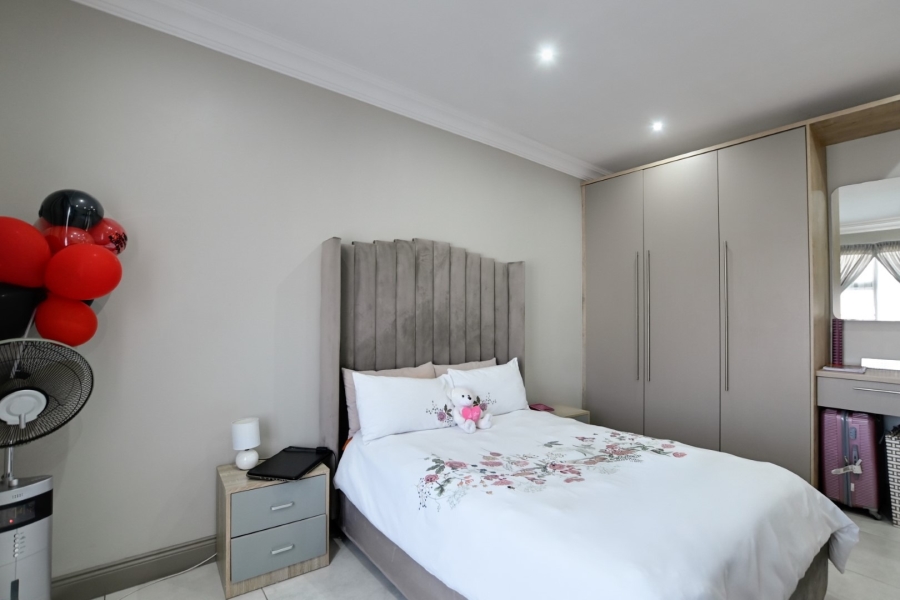 4 Bedroom Property for Sale in Zambezi Manor Lifestyle Estate Gauteng