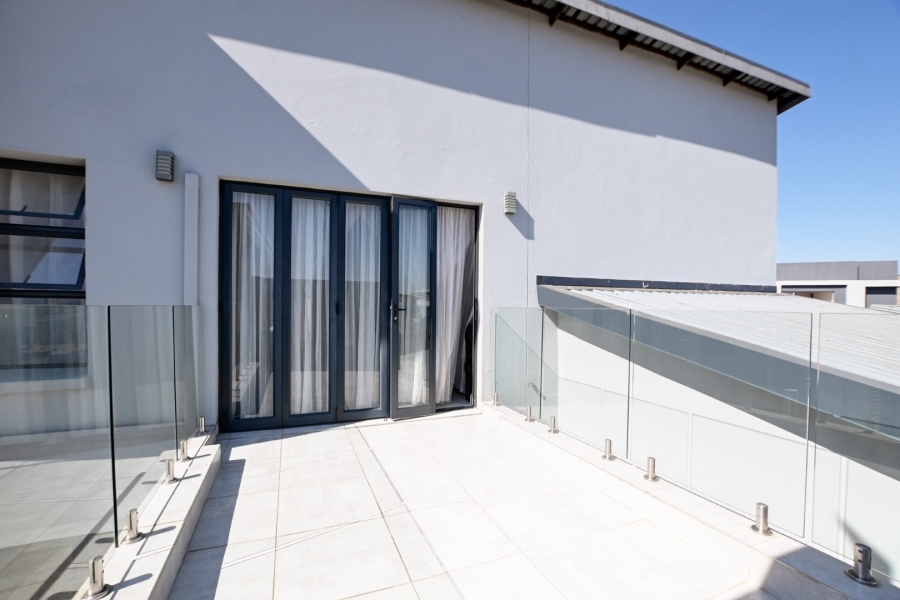 4 Bedroom Property for Sale in Zambezi Manor Lifestyle Estate Gauteng