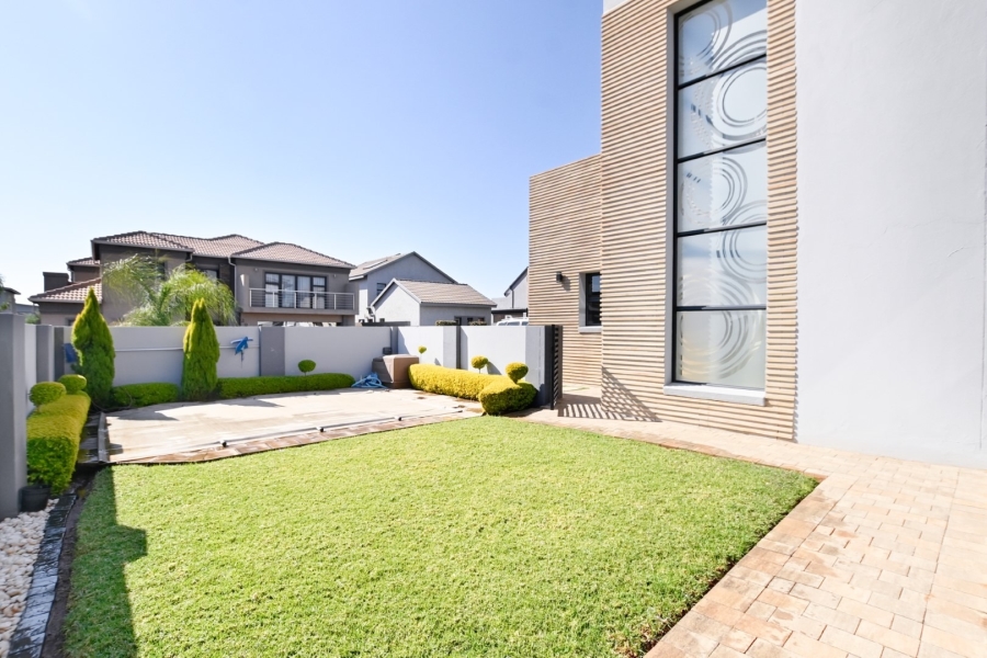 4 Bedroom Property for Sale in Zambezi Manor Lifestyle Estate Gauteng