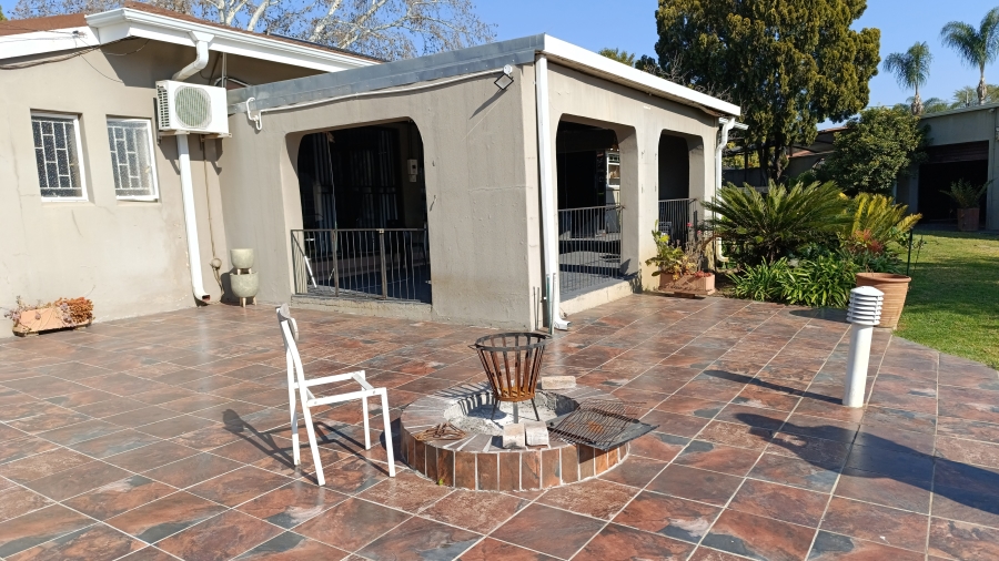 3 Bedroom Property for Sale in Rietfontein Gauteng