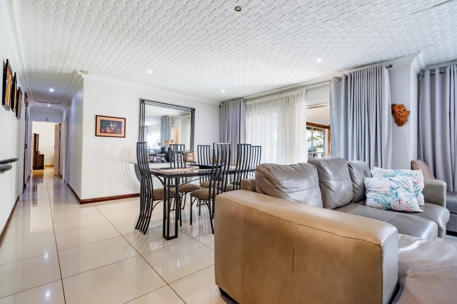 4 Bedroom Property for Sale in Amandasig Gauteng