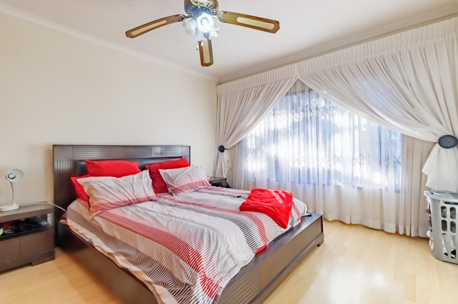 4 Bedroom Property for Sale in Amandasig Gauteng