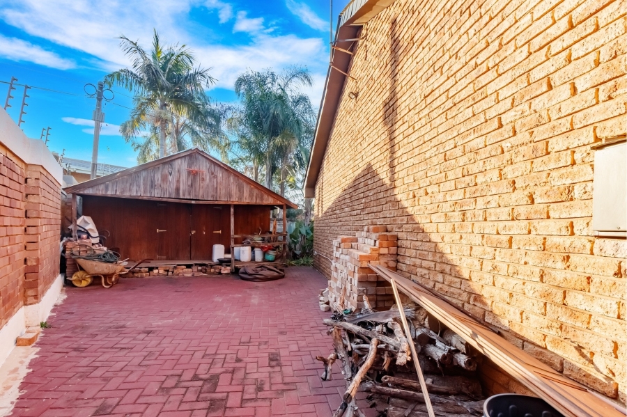 4 Bedroom Property for Sale in Amandasig Gauteng
