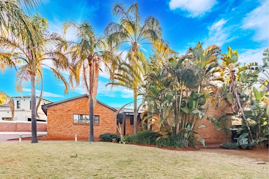 4 Bedroom Property for Sale in Amandasig Gauteng
