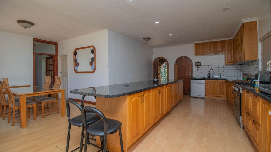 4 Bedroom Property for Sale in Atlasville Gauteng