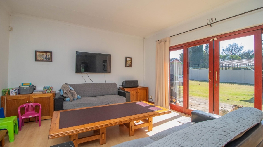 4 Bedroom Property for Sale in Atlasville Gauteng