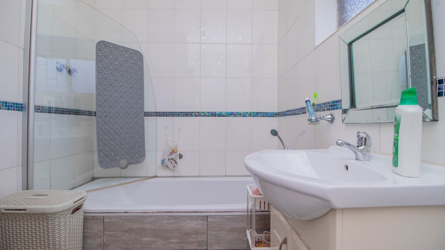 4 Bedroom Property for Sale in Atlasville Gauteng