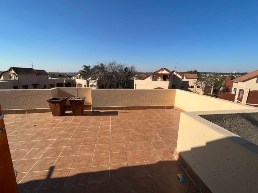 2 Bedroom Property for Sale in Bromhof Gauteng