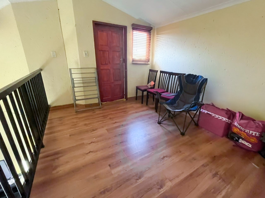 2 Bedroom Property for Sale in Bromhof Gauteng