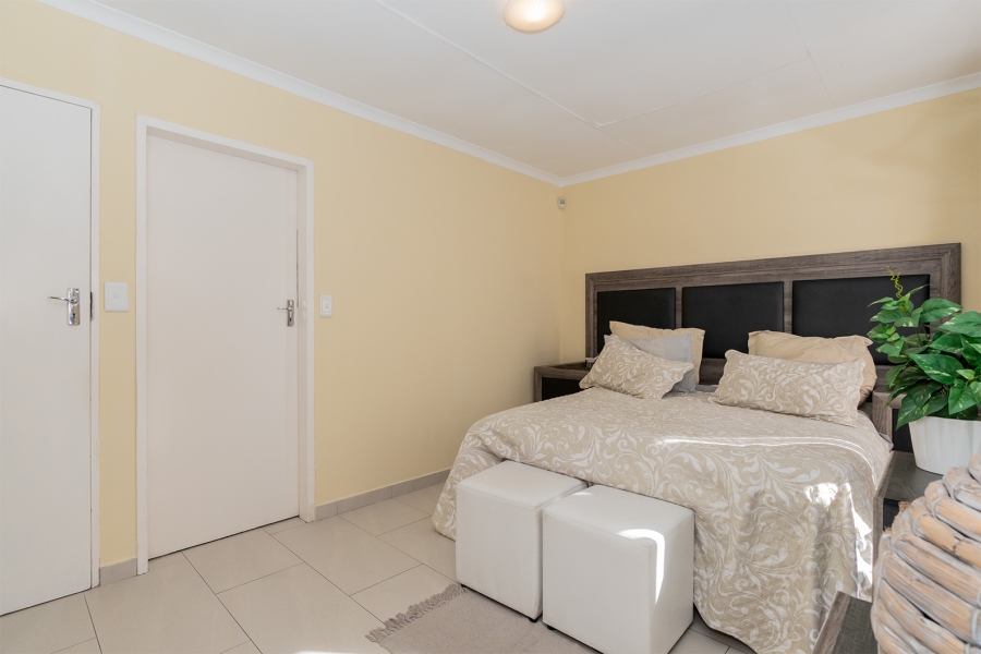 3 Bedroom Property for Sale in Esther Park Gauteng