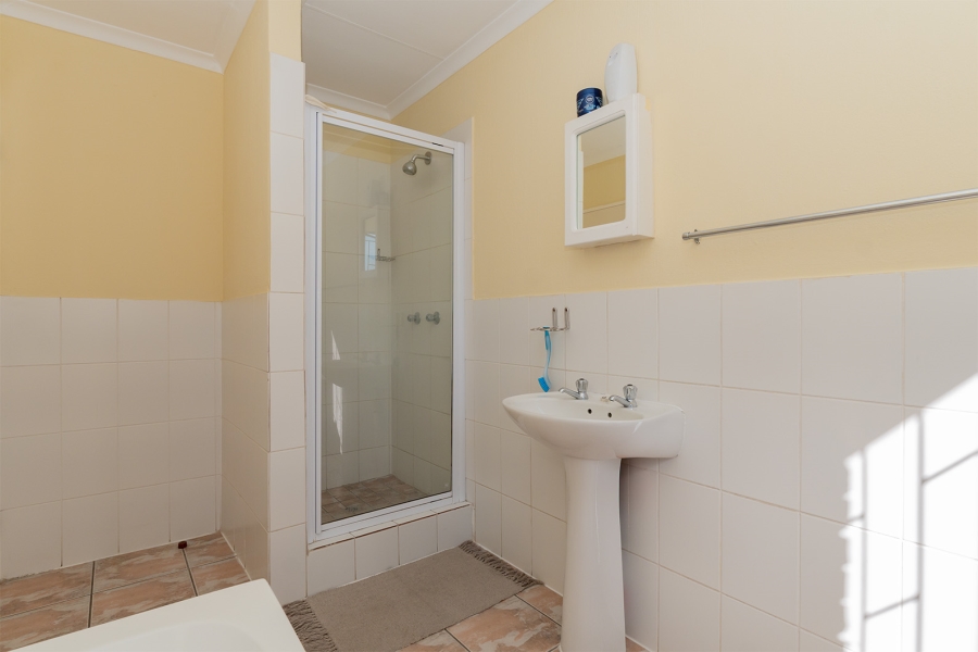 3 Bedroom Property for Sale in Esther Park Gauteng