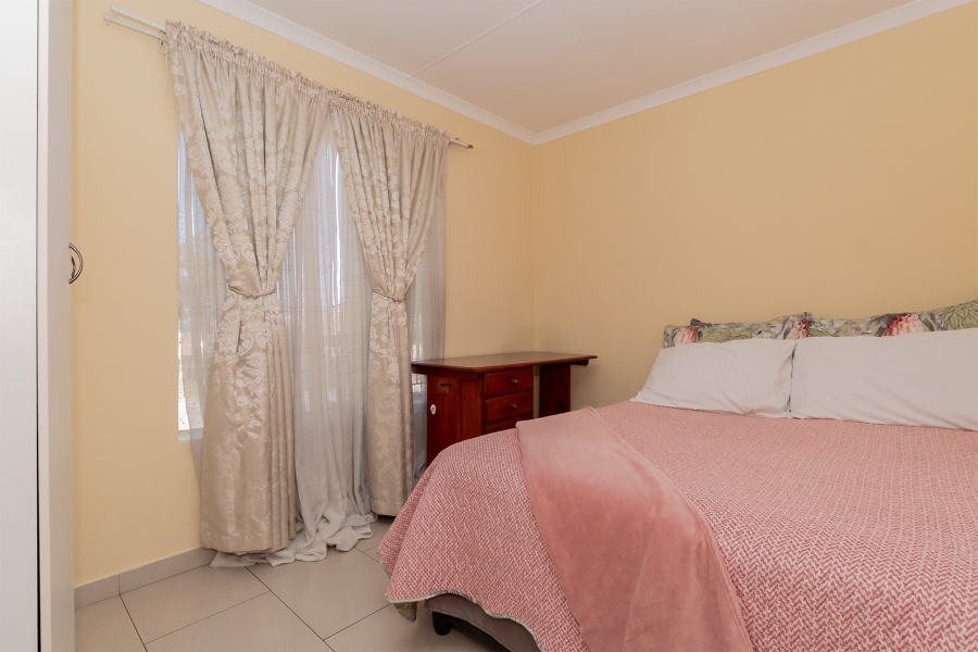 3 Bedroom Property for Sale in Esther Park Gauteng