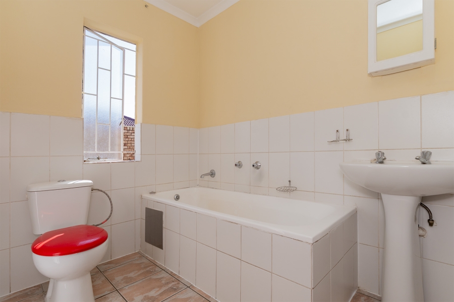 3 Bedroom Property for Sale in Esther Park Gauteng