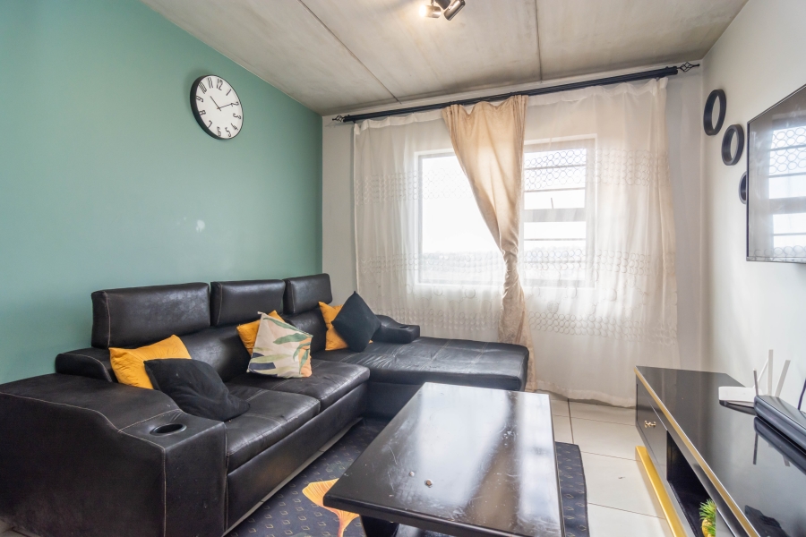 2 Bedroom Property for Sale in Fleurhof Gauteng