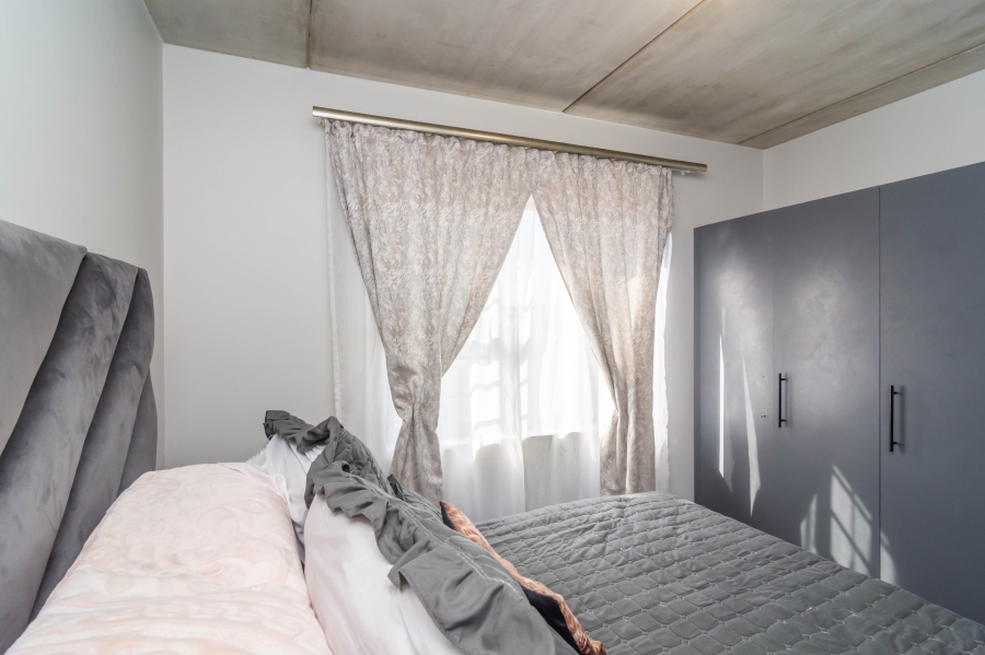 2 Bedroom Property for Sale in Fleurhof Gauteng