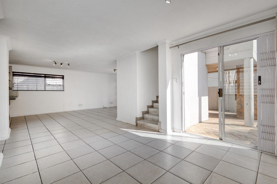 To Let 3 Bedroom Property for Rent in Sunninghill Gauteng