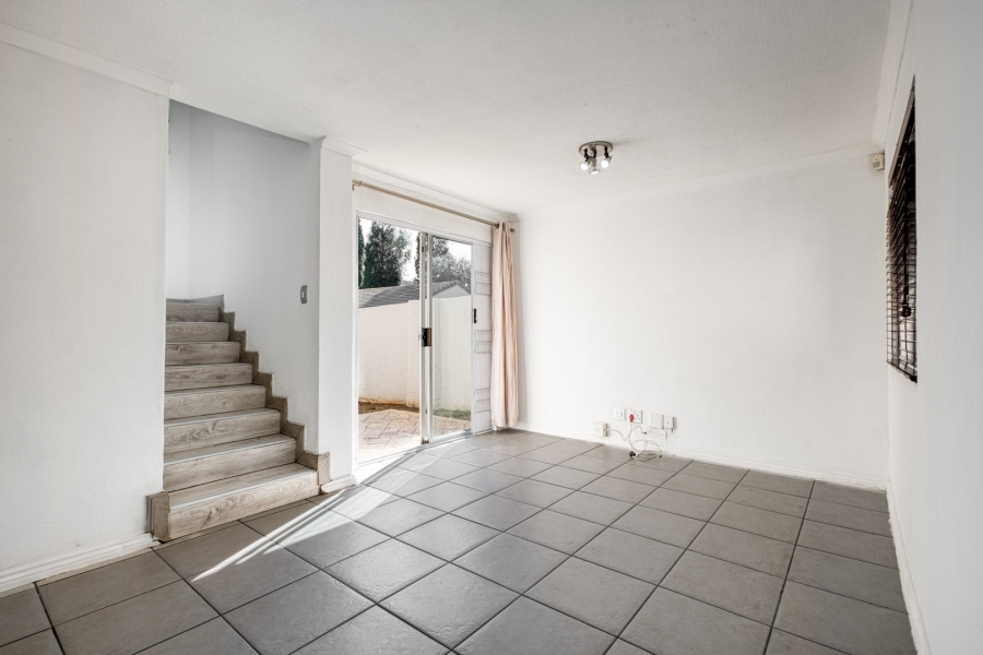 To Let 3 Bedroom Property for Rent in Sunninghill Gauteng