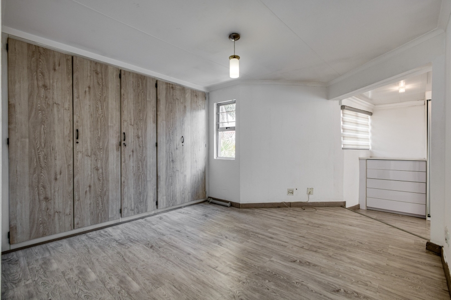 To Let 3 Bedroom Property for Rent in Sunninghill Gauteng