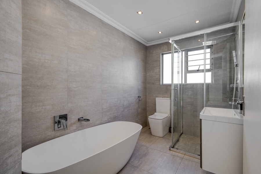 To Let 3 Bedroom Property for Rent in Sunninghill Gauteng