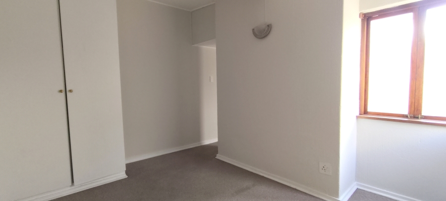 To Let 4 Bedroom Property for Rent in Bedford Park Gauteng