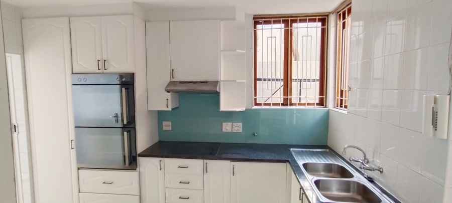 To Let 4 Bedroom Property for Rent in Bedford Park Gauteng