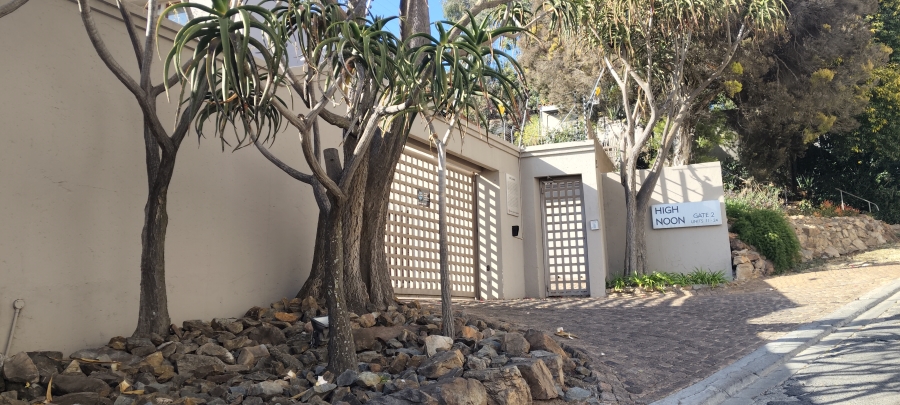 To Let 4 Bedroom Property for Rent in Bedford Park Gauteng