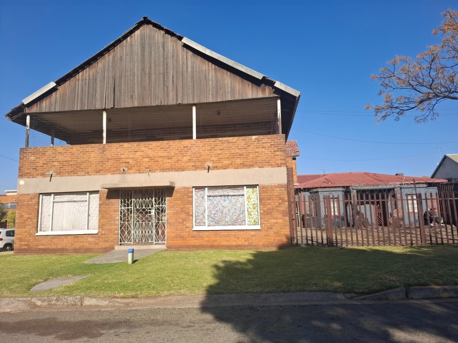 16 Bedroom Property for Sale in Actonville Gauteng