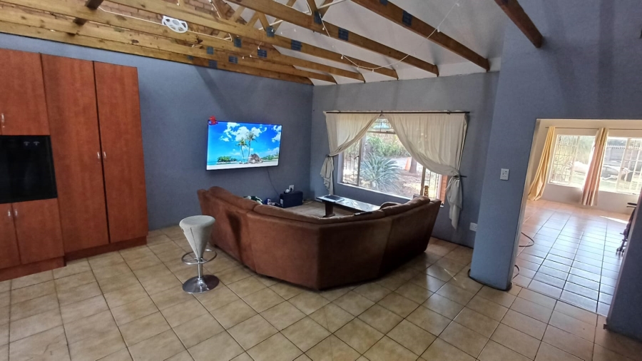 To Let 2 Bedroom Property for Rent in Lyttelton Manor Gauteng