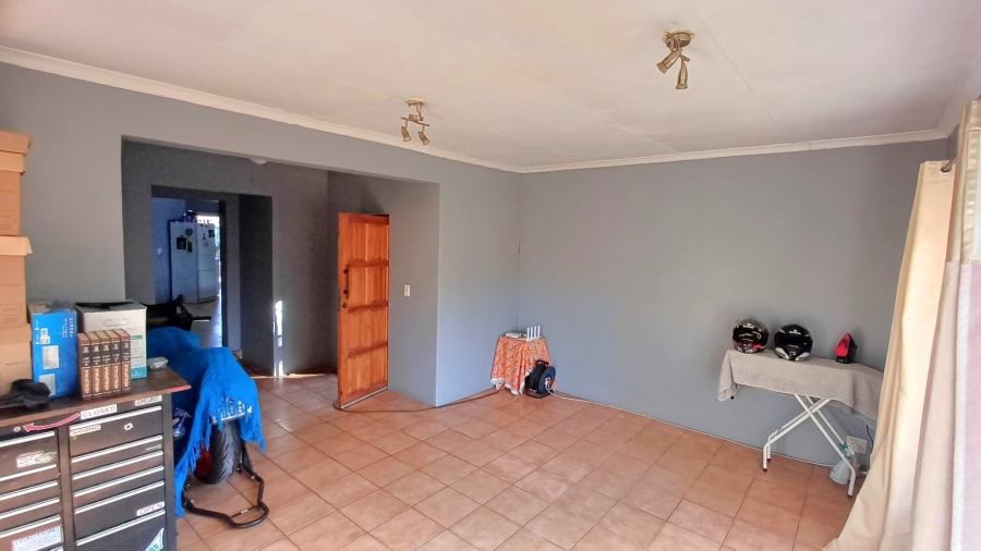 To Let 2 Bedroom Property for Rent in Lyttelton Manor Gauteng
