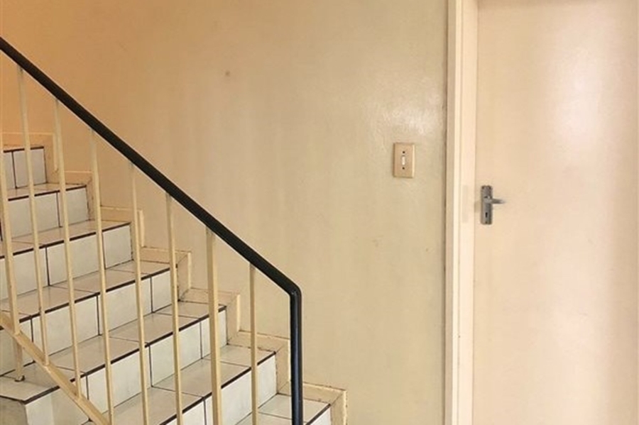 To Let 3 Bedroom Property for Rent in La Montagne Gauteng
