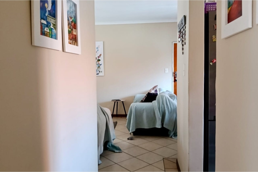 2 Bedroom Property for Sale in Die Hoewes Gauteng