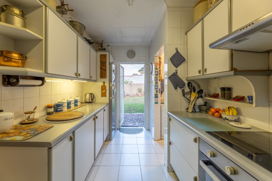 5 Bedroom Property for Sale in Lonehill Gauteng