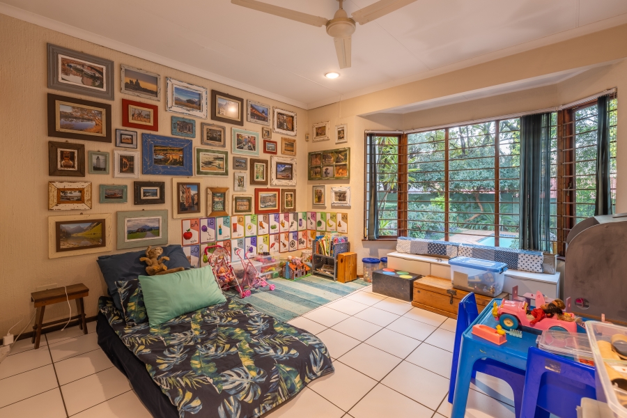 5 Bedroom Property for Sale in Lonehill Gauteng