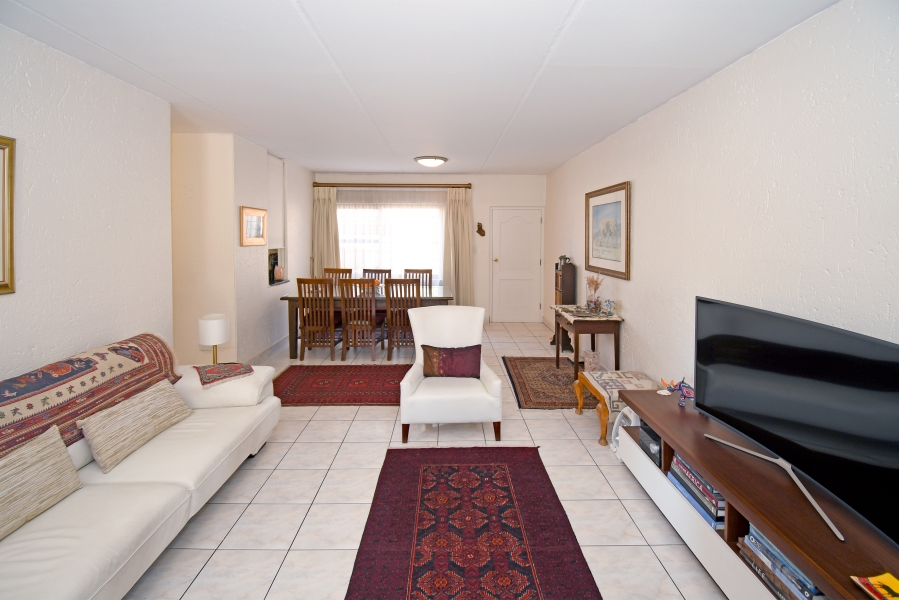 2 Bedroom Property for Sale in Kew Gauteng