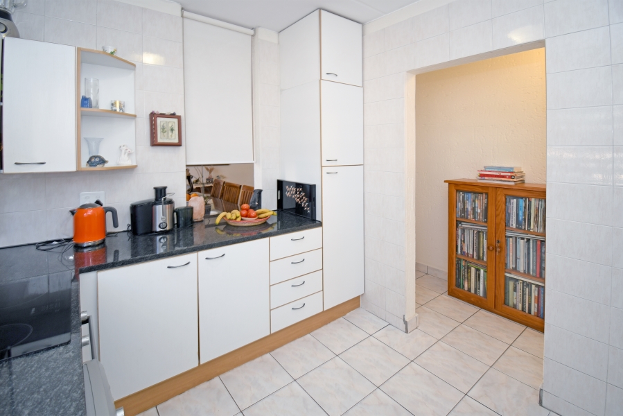 2 Bedroom Property for Sale in Kew Gauteng
