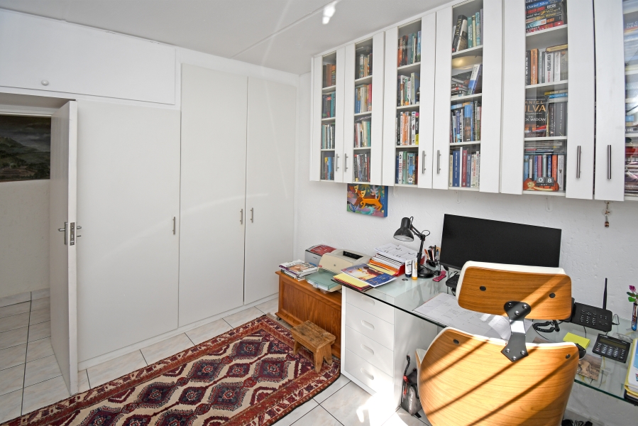 2 Bedroom Property for Sale in Kew Gauteng