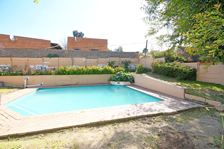 2 Bedroom Property for Sale in Kew Gauteng