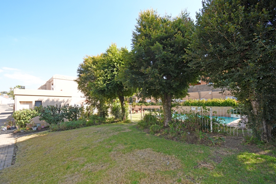 2 Bedroom Property for Sale in Kew Gauteng