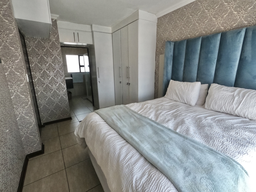 3 Bedroom Property for Sale in Halfway House Gauteng