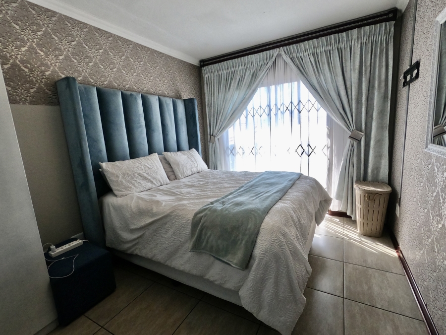 3 Bedroom Property for Sale in Halfway House Gauteng