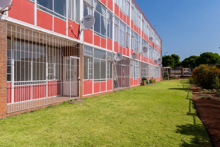2 Bedroom Property for Sale in Allen Grove Gauteng